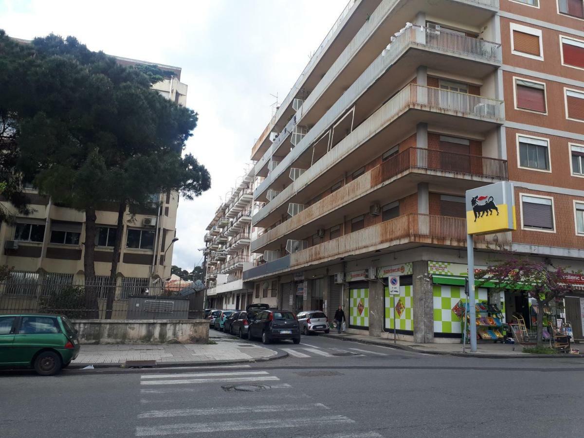 B&B Sicilia Messina Bagian luar foto